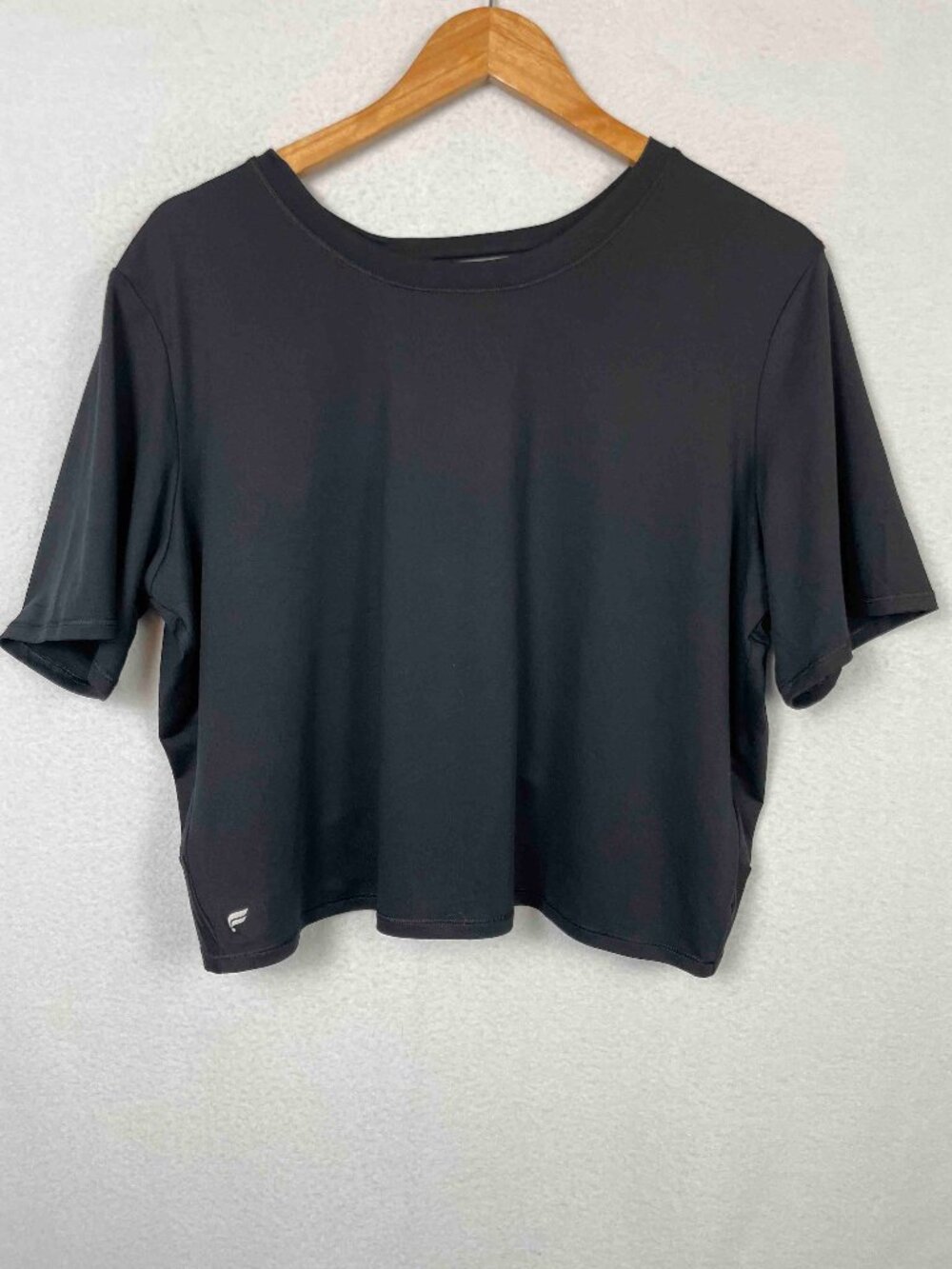 Fabletics NWT Blake Twist Back S/S Tee in Black Womens Size XL